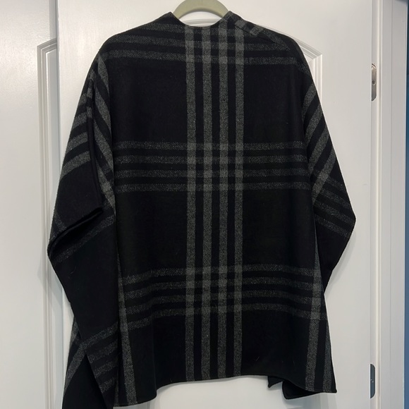 Gap Plaid Sweater Poncho size xs/s - Picture 2 of 6